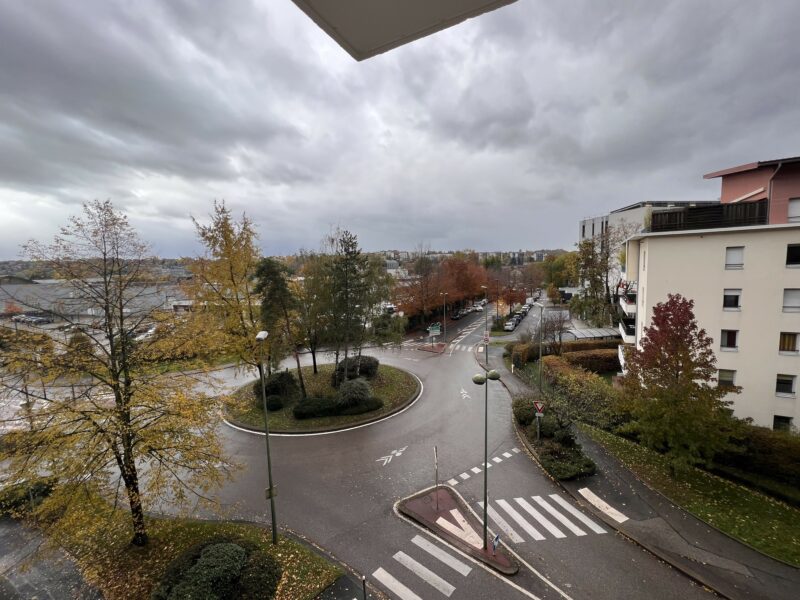 ANNECY CENTRE STUDIO MEUBLÈ