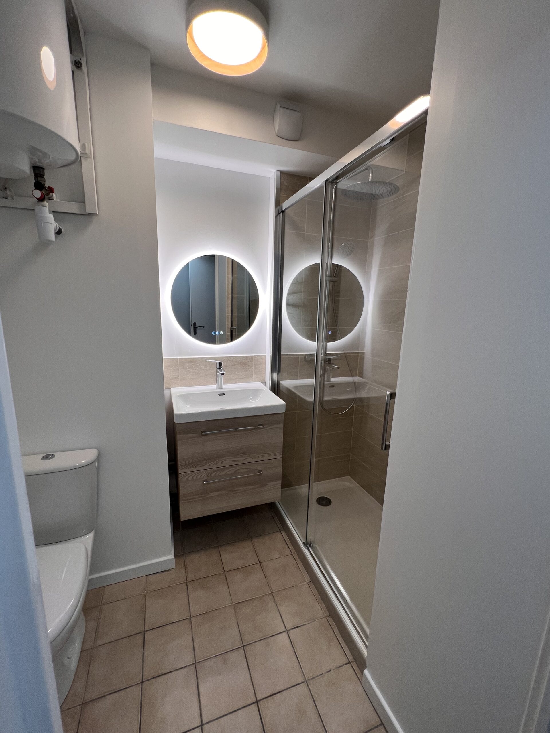 SALLE D'EAU SALLE D'EAU