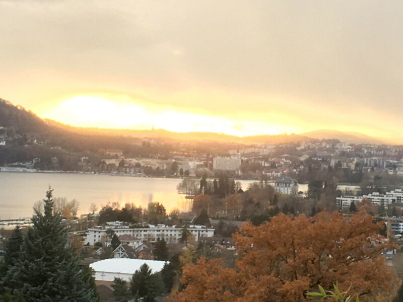 ANNECY LE VIEUX CINQ PIÉCES MEUBLÈ